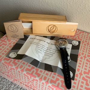 Grateful Dead Limited Ed Steal Your Face Watch
